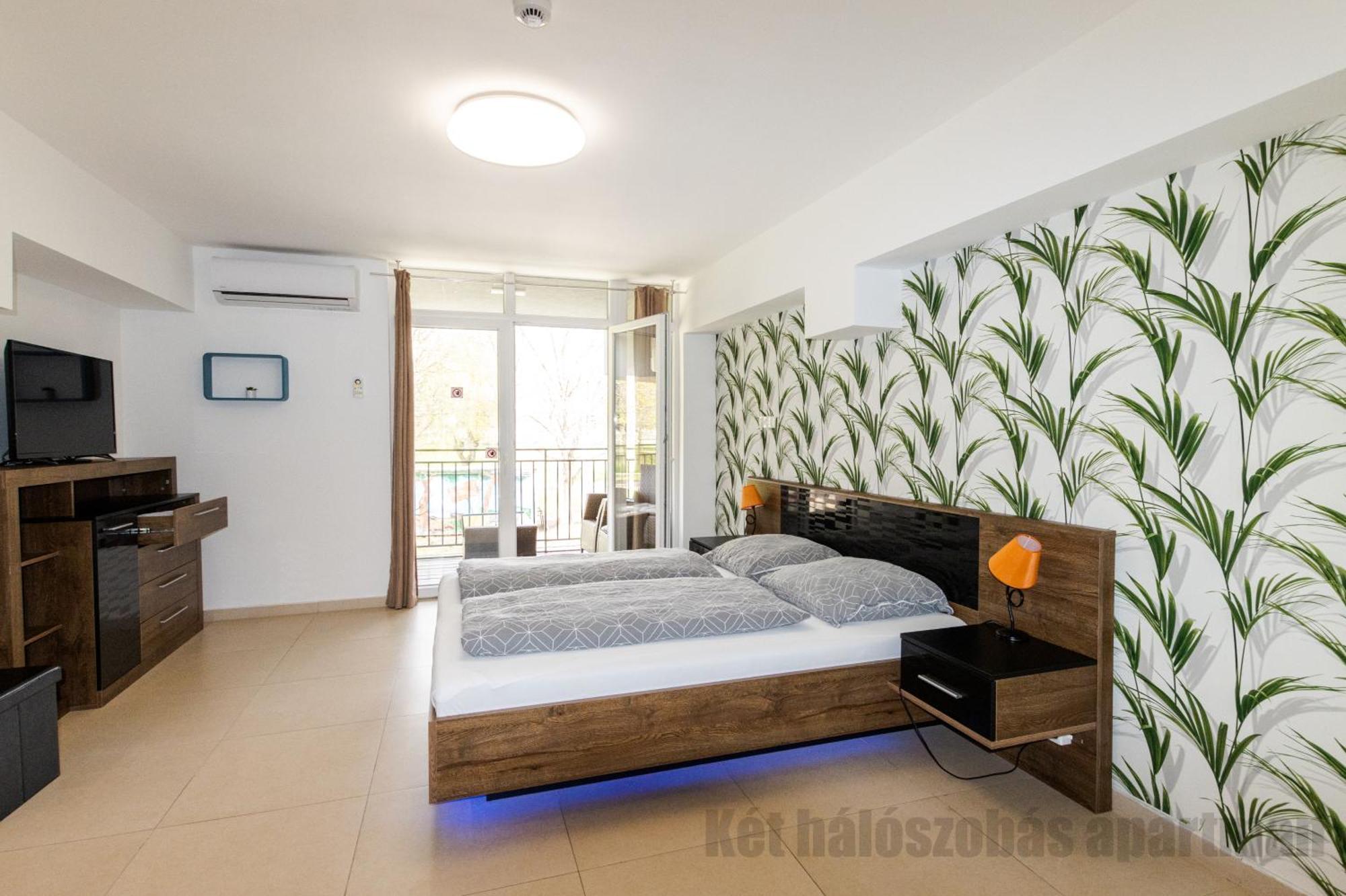 Tisza Gyoengye Apartmanok Szeged Room photo